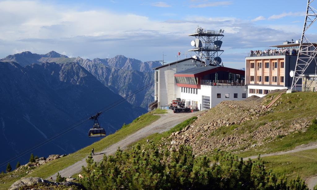 Venet Gipfelhuette Hotel Zams Exterior foto
